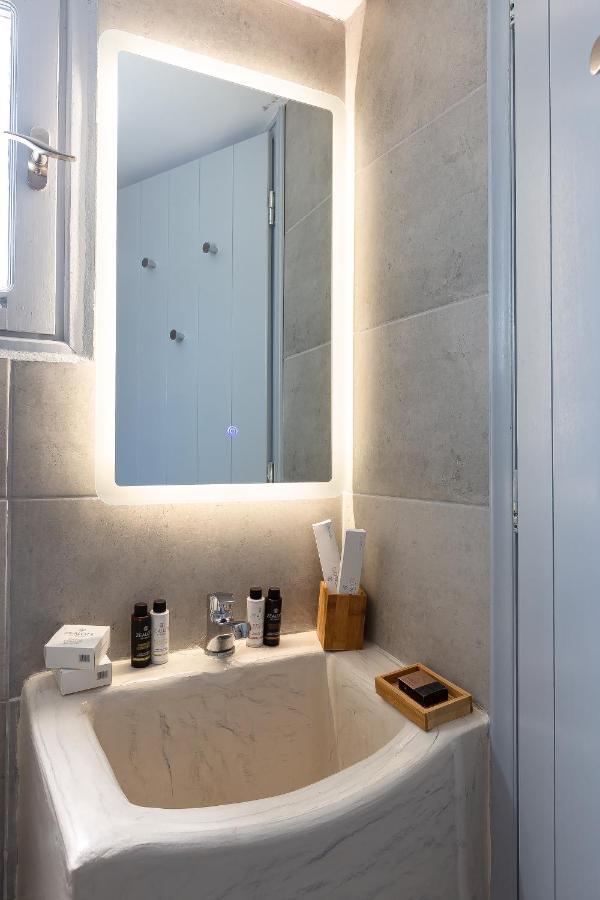 Divino Suites (Adults Only) Fíra Kültér fotó